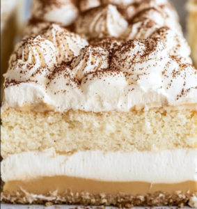 Eggnog magic cake