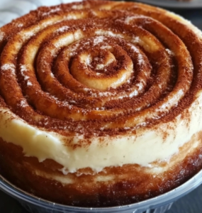 Cinnamon Roll Honeybun Cheesecake