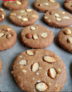 Almond and Nut Cookies