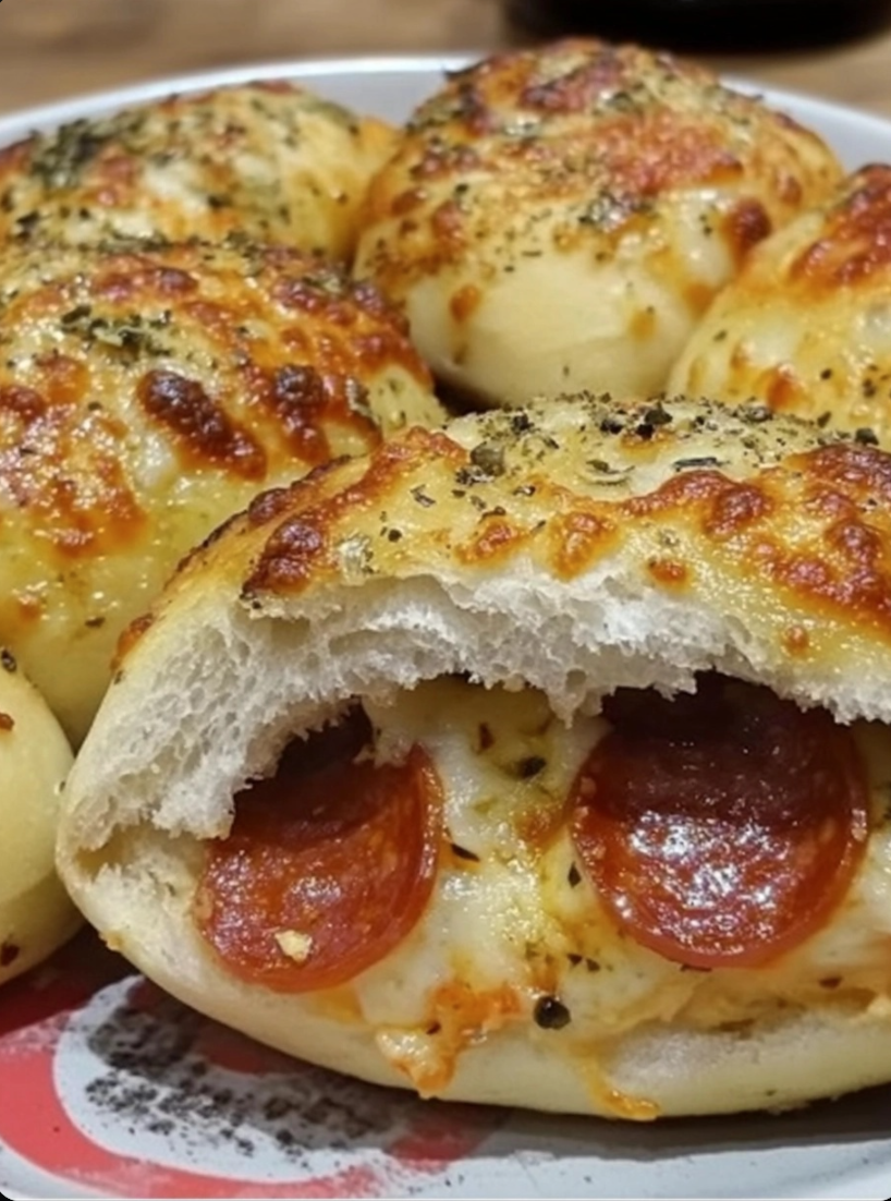 Pepperoni Pizza Bombs