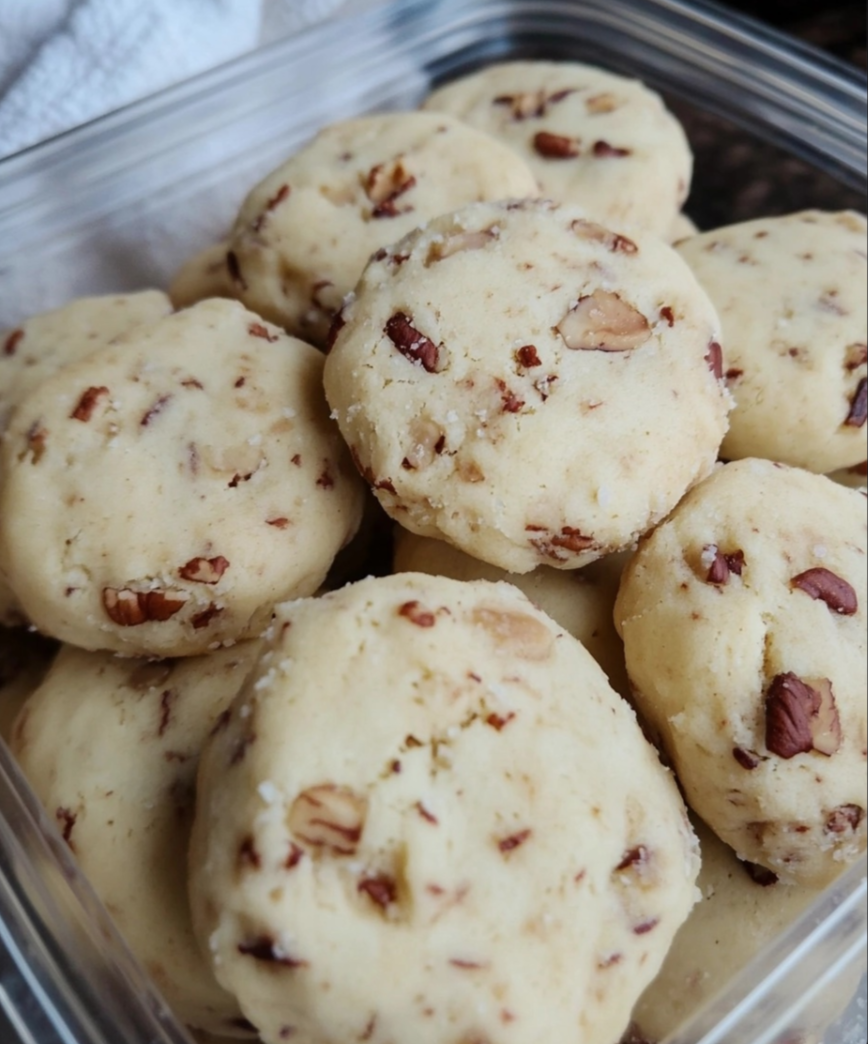 Classic Pecan Sandies