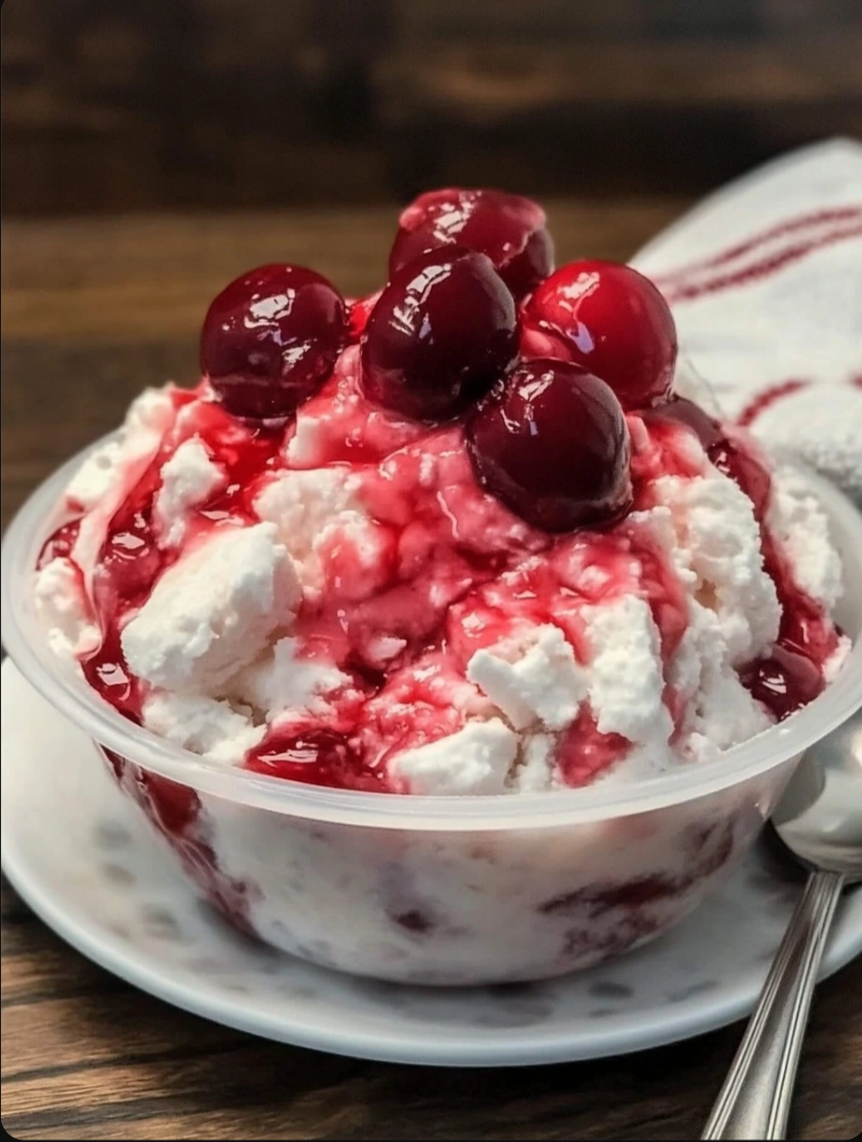 Cherry Cheesecake Fluff 🍒🍰✨.