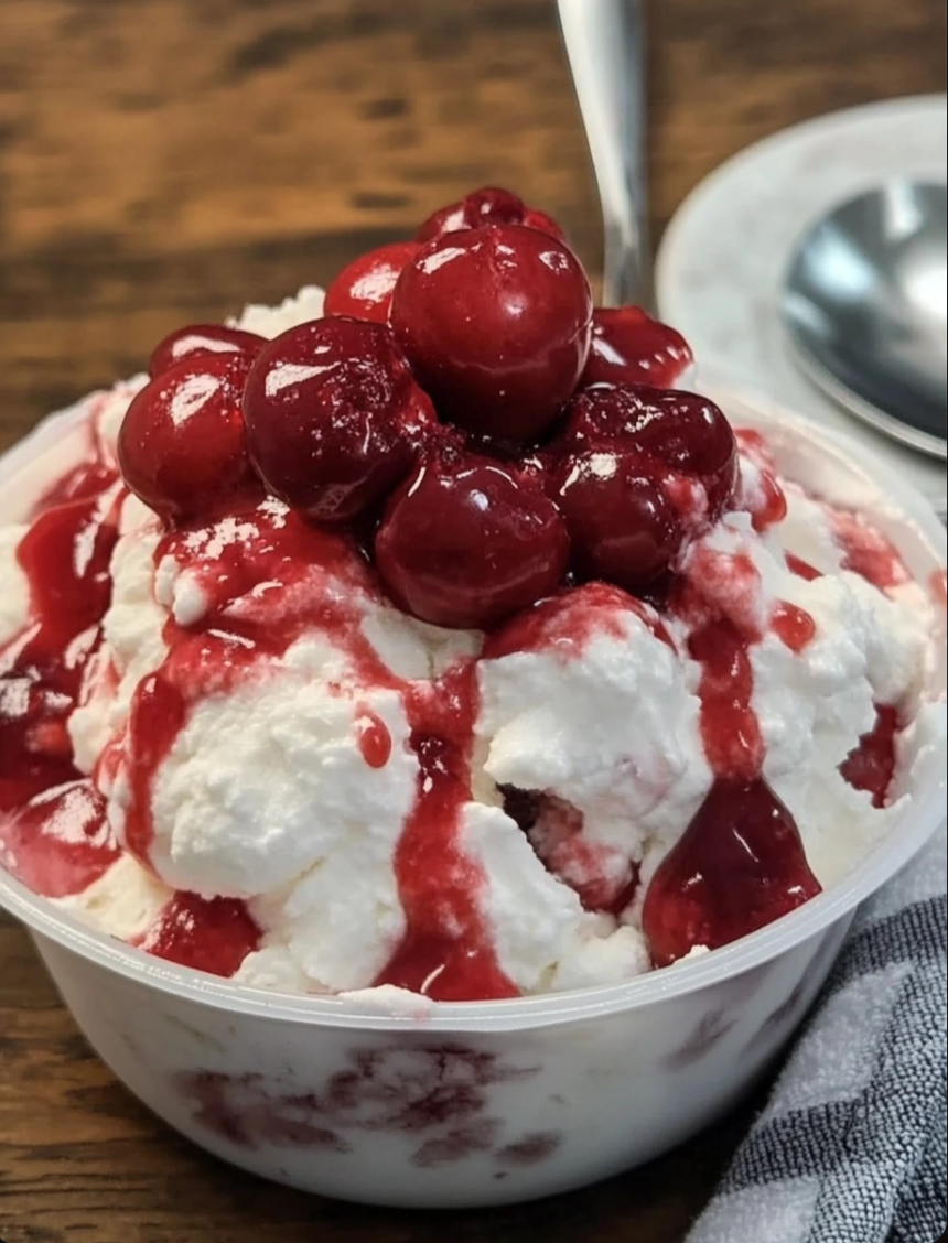 Cherry Cheesecake Fluff 🍒🍰✨.