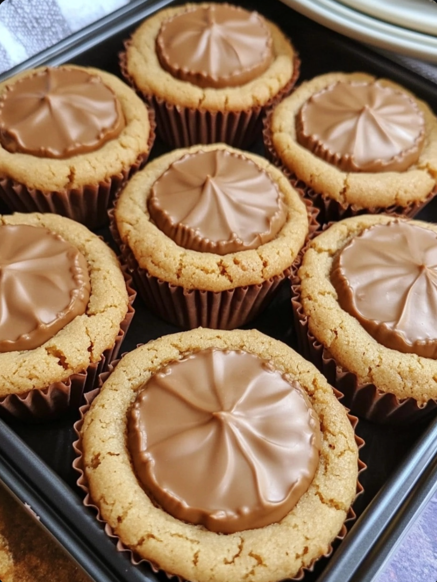 Reese's Peanut Butter Cup Cookies
