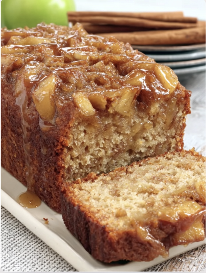Easy Apple Cinnamon Cake