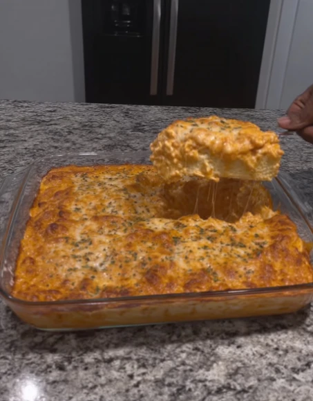 Creamy Spicy Buffalo Chicken Dip
