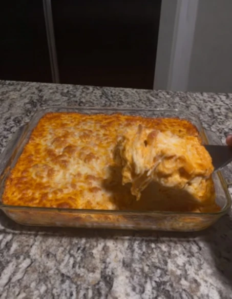 Creamy Spicy Buffalo Chicken Dip