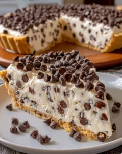 No-Bake Cannoli Pie with Chocolate Chips