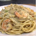 Creamy Chicken Pot Pie Pasta Bake