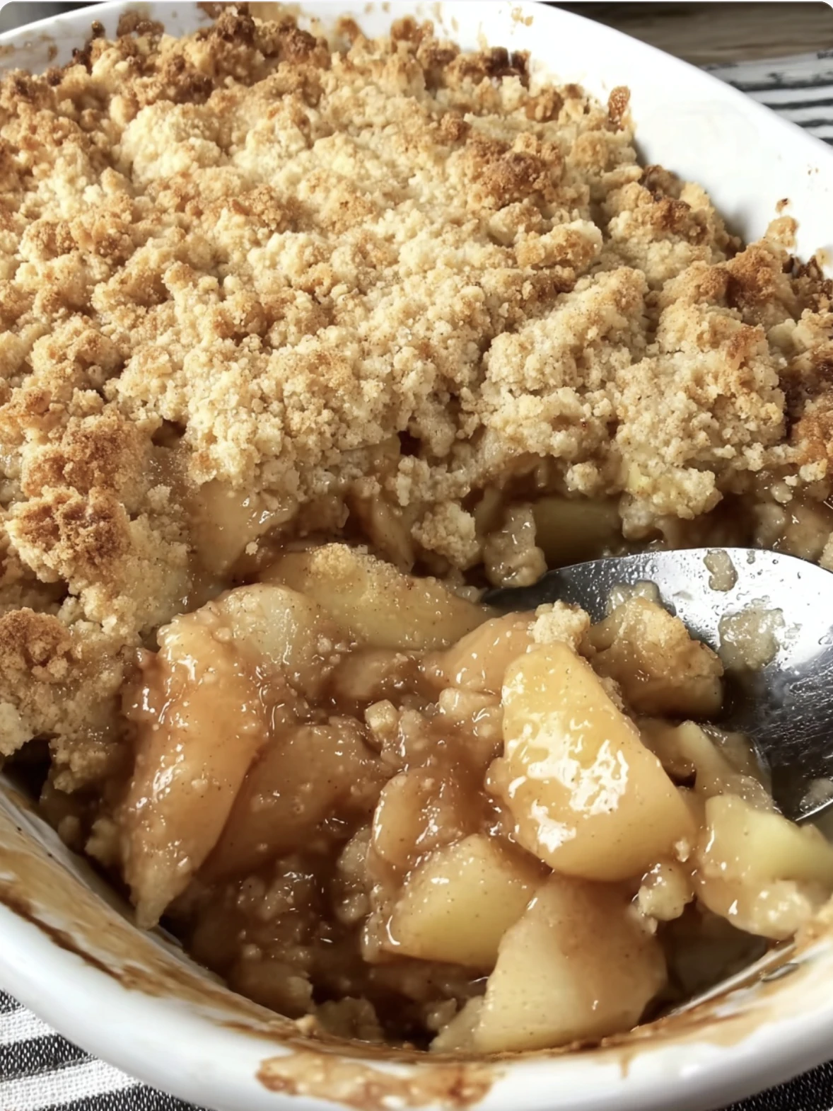 Easy Apple Crumble