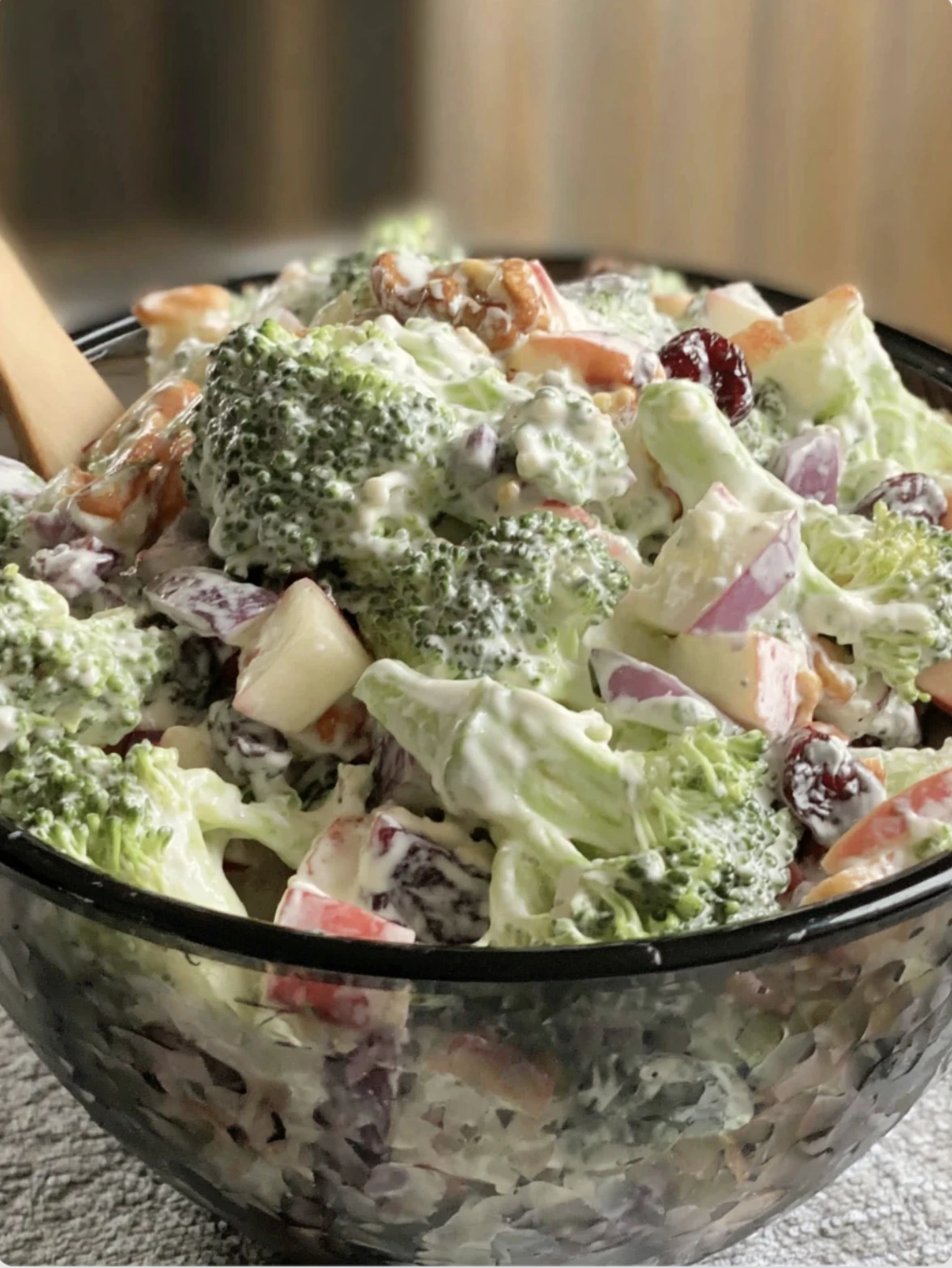 Easy Broccoli Apple Salad