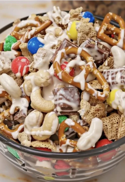 Trash Snack Mix Recipe
