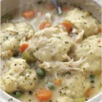 Easy Creamy Chicken Pot Pie Pasta Bake