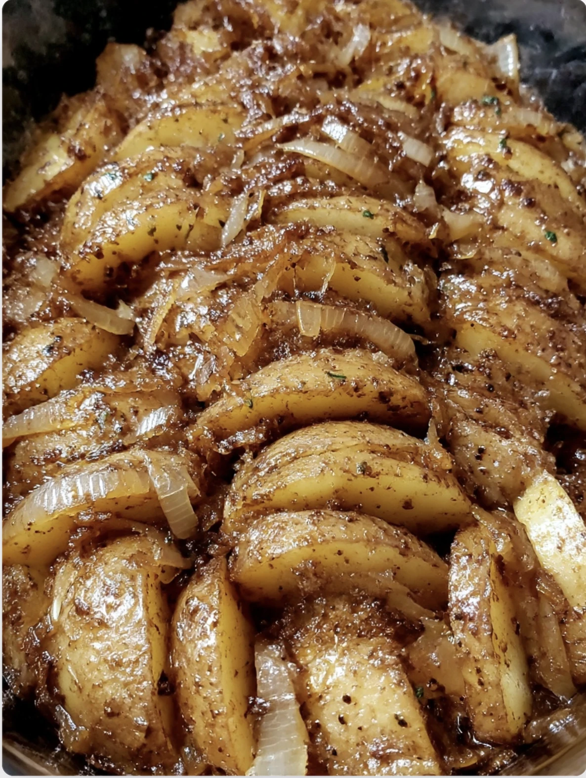 Easy Slow Cooker Lipton Onion Potatoes