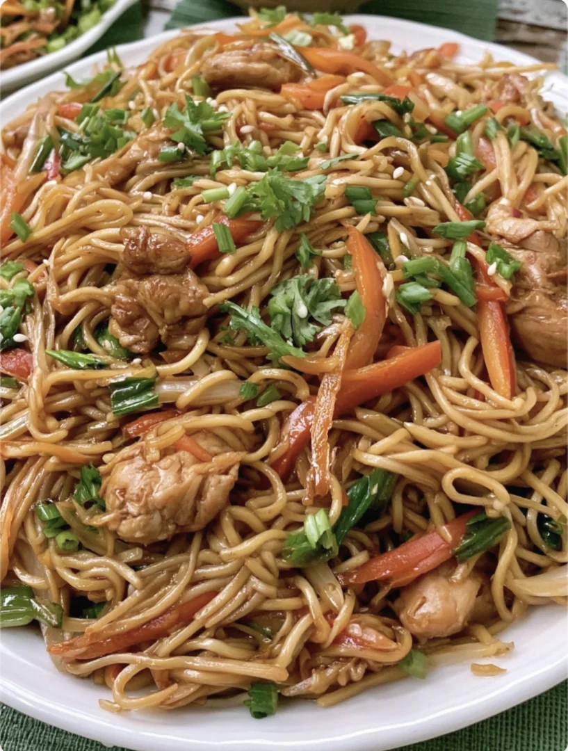 Easy Chicken Lo Mein Recipe