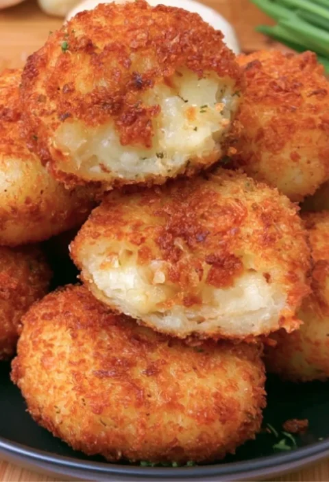 Golden crisp potato bread rolls