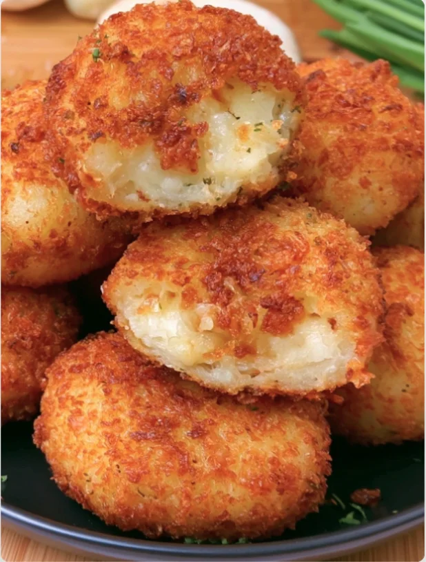 Golden crisp potato bread rolls