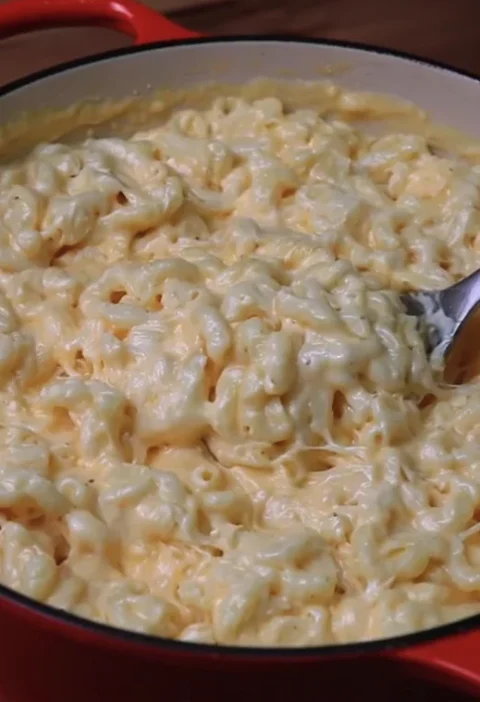 Ultra Creamy Homemade Mac and Cheese