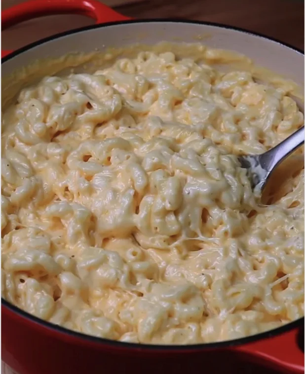 Ultra Creamy Homemade Mac and Cheese