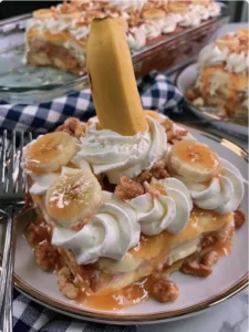 This Banana Pudding Cake Should Be Illegal