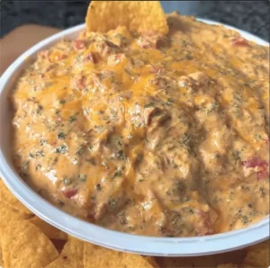 Easy 3 Ingredient Rotel Dip
