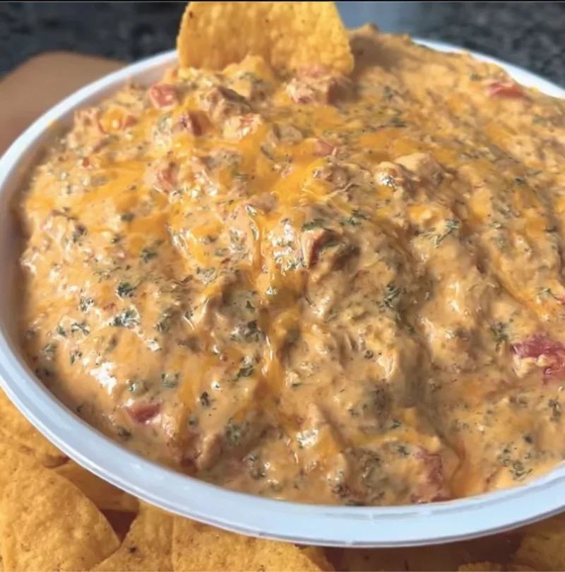 Easy 3 Ingredient Rotel Dip