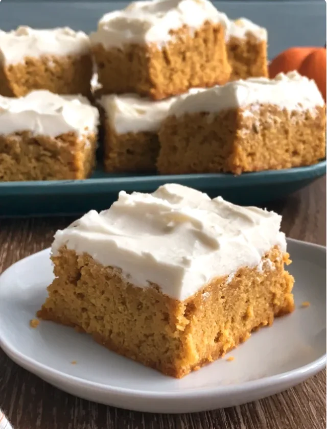 Cream Cheese Frosting Pumpkin Bars