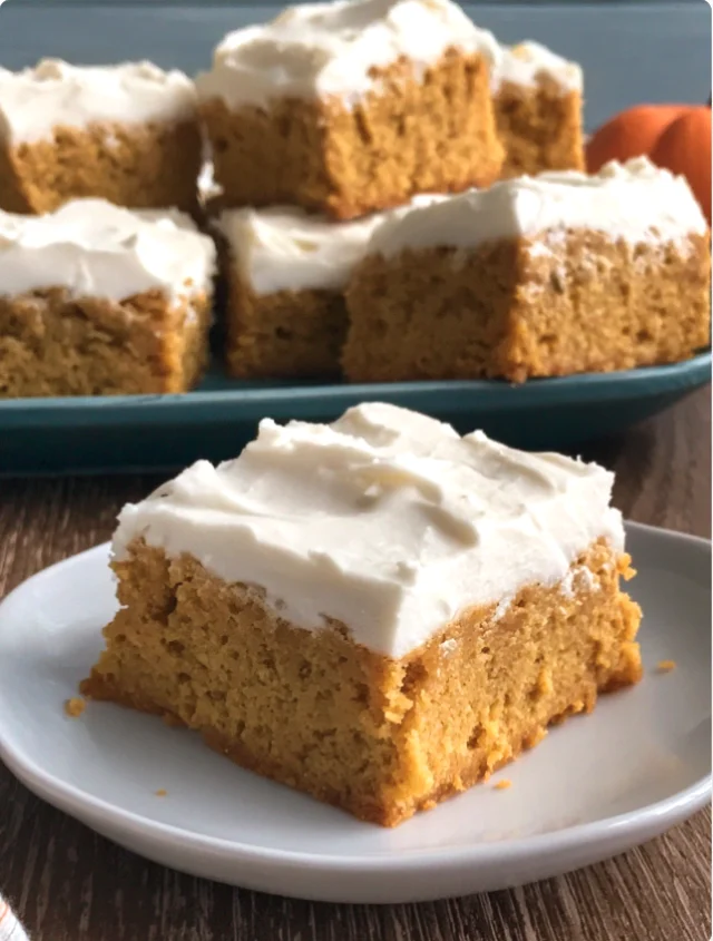 Cream Cheese Frosting Pumpkin Bars