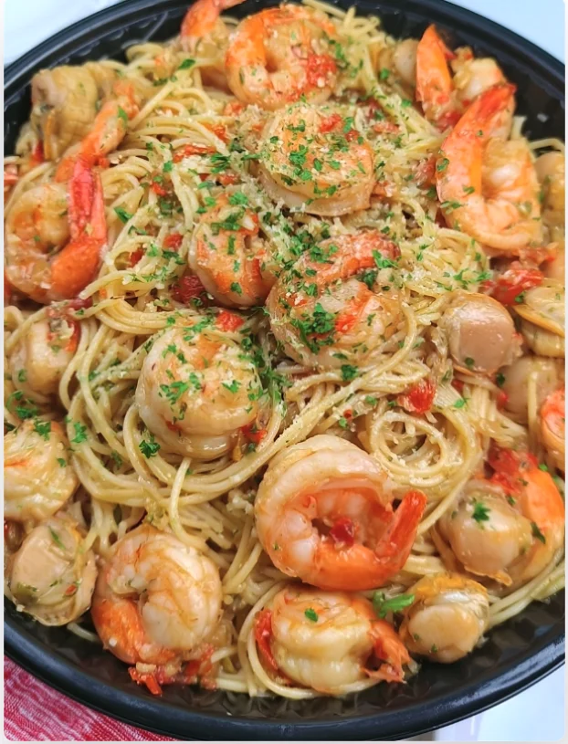 Light Seafood Pasta in White Wine Sauce