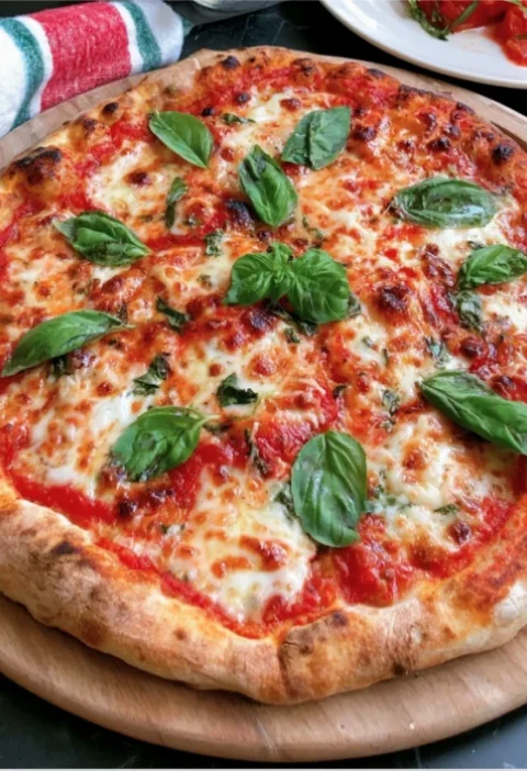 Margherita Pizza with Fresh Mozzarella