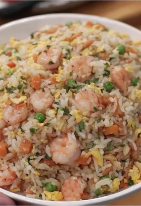 Easy Egg Fried Rice with Shrimp