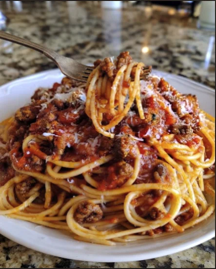 Classic Spaghetti Bolognese